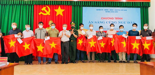 Không chỉ là “Ăn sáng cùng ngư dân”