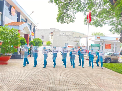 Thị xã Tân Uyên, tỉnh Bình Dương huấn luyện lực lượng tự vệ trong doanh nghiệp vốn đầu tư nước ngoài