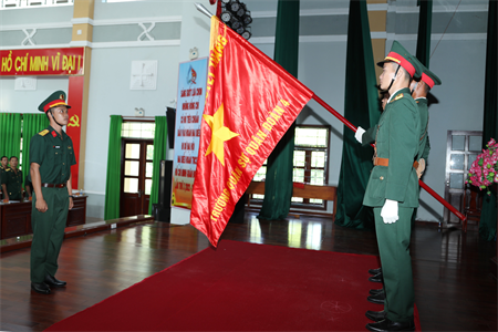Trường Quân sự Quân đoàn 4 lễ tốt nghiệp khóa 43 đào tạo sĩ quan dự bị năm 2022