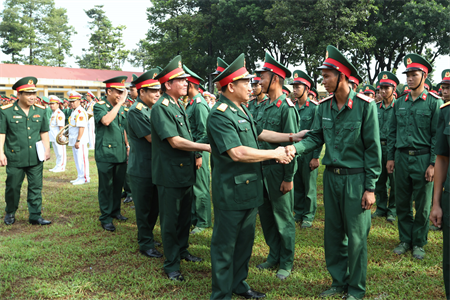 Trường Quân sự Quân đoàn 4 khai giảng đào tạo hạ sĩ quan chỉ huy và nhân viên chuyên môn kỹ thuật năm 2022