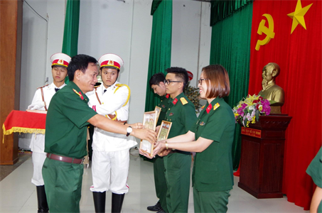 Bộ CHQS tỉnh Bình Dương: Rèn đức, luyện tài, xung kích, sáng tạo, đoàn kết, quyết thắng