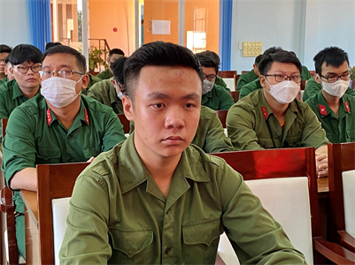 Quận 10 huấn luyện quân nhân dự bị