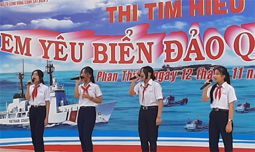 Vùng Cảnh sát biển 3 tổ chức chương trình “Cảnh sát biển đồng hành với ngư dân”
