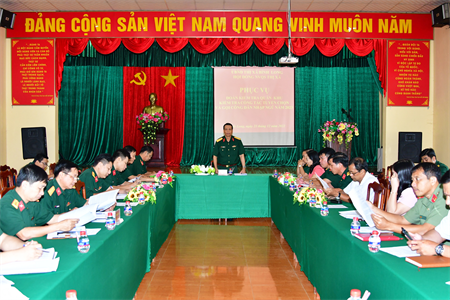 Quân khu kiểm tra công tác tuyển quân thị xã Bình Long, tỉnh Bình Phước
