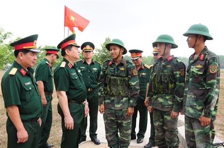 Tổng cục Chính trị
Kiểm tra, nắm kết quả CTĐ, CTCT trong tuyển quân và huấn luyện năm 2017