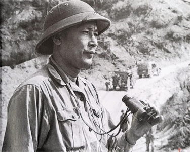 Trung tướng Đồng Sỹ Nguyên - Vị tướng tài ba, nhà lãnh đạo đức độ và tài năng!
