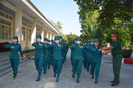 Nữ chiến sĩ “sao vuông” tỉnh Tây Ninh giỏi việc nước, đảm việc nhà