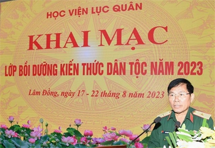 Học viện Lục quân bồi dưỡng kiến thức dân tộc cho 100 cán bộ