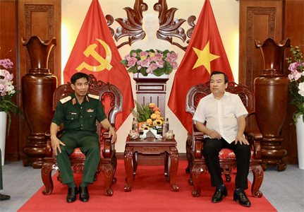 Thiếu tướng Đặng Văn Hùng, Phó Tư lệnh - Tham mưu trưởng Quân khu thăm chúc tết các cơ quan, đơn vị trên địa bàn tỉnh Tây Ninh
