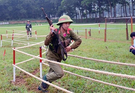 Những bóng hồng trên thao trường tháng Tư