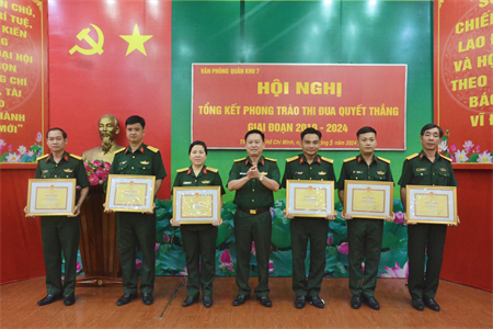 Văn phòng Quân khu tổng kết công tác thi đua, khen thưởng và Phong trào Thi đua Quyết thắng giai đoạn 2019 - 2024