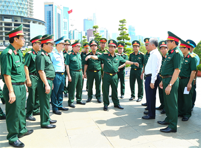 Bộ Quốc phòng khảo sát phương án diễu binh, diễu hành kỷ niệm 50 năm Giải phóng miền Nam thống nhất đất nước