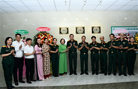 Khoa Huyết học và Khoa Vi sinh vật, Bệnh viện Quân y 175 đạt chứng chỉ ISO