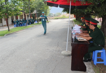 Bộ CHQS tỉnh Long An: Hội thi Chỉ huy trưởng ban chỉ huy quân sự xã, phường, thị trấn giỏi năm 2017