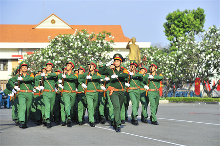 Chế độ bảo hiểm xã hội đối với hạ sĩ quan, binh sĩ