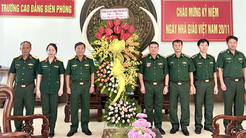 Bộ CHQS tỉnh Bà Rịa - Vũng Tàu thăm, chúc mừng Ngày Nhà giáo Việt Nam 20/11