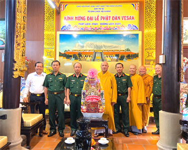 Bộ CHQS tỉnh Bình Dương chúc mừng Đại lễ Phật đản