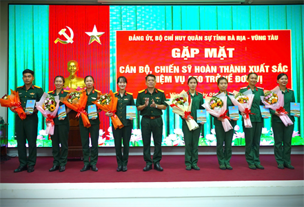 Bộ CHQS tỉnh Bà Rịa - Vũng Tàu gặp mặt cán bộ, chiến sĩ tham gia nhiệm vụ diễu binh, diễu hành