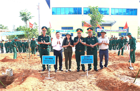 Bộ CHQS tỉnh Bình Thuận phát động trồng cây "Đời đời nhớ ơn Bác Hồ"