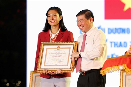 TP. Hồ Chí Minh biểu dương, trao thưởng HLV, VĐV đạt thành tích cao tại SEA Gamems 29