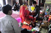 Phòng, chống “tự diễn biến", "tự chuyển hóa”
Mê tín dị đoan - một biểu hiện của suy thoái