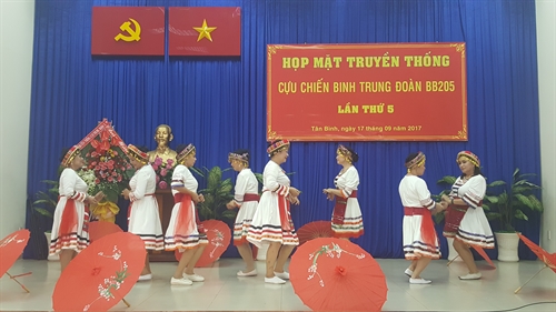 Họp mặt truyền thống Trung đoàn 205