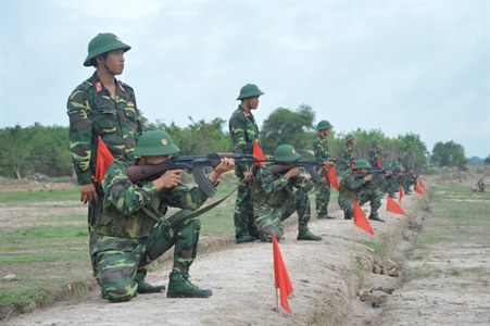 Cục Quân huấn, Bộ Tổng Tham mưu khảo sát chất lượng học viên Trường Sĩ quan Lục quân II thực tập tại Sư đoàn 5