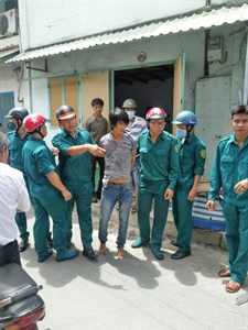 Dân quân phường Phước Long A, Quận 9 bắt cướp