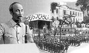 “Nhờ ai ta có hòa bình?
Nhờ người chiến sĩ quên mình vì dân”.