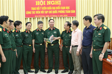 Hội nghị trao đổi ý kiến bạn đọc giữa Tạp chí Quốc phòng toàn dân và Quân đoàn 4