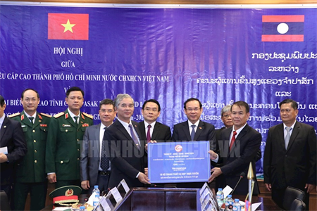 Tăng cường hợp tác giữa TPHCM và tỉnh Champasak