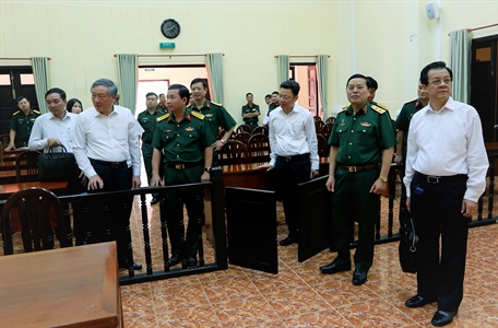 Chánh án Tòa án nhân dân tối cao đến thăm, làm việc tại Tòa án Quân sự Quân khu 7