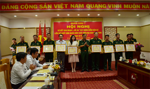 Bộ Tư lệnh Quân khu 7 sơ kết giai đoạn 1 Đề án “Xây dựng điểm dân cư liền kề chốt dân quân biên giới”