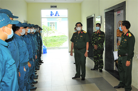 Bộ Tư lệnh TP.HCM kiểm tra điểm cách ly phòng chống dịch Covid-19 tại Đại học Quốc gia TPHCM
