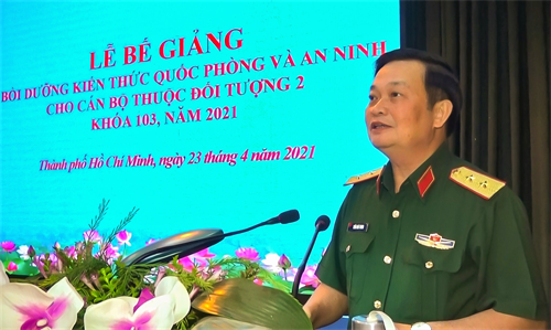 Bế giảng lớp bồi dưỡng kiến thức quốc phòng và an ninh cho cán bộ thuộc đối tượng 2
