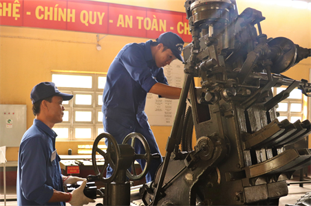 Cục Kỹ thuật Quân khu 7 kiểm tra trình độ kỹ năng nghề nhân viên kỹ thuật