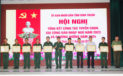 Tỉnh Bình Thuận tổng kết công tác tuyển chọn và gọi công dân nhập ngũ năm 2023