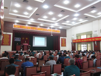 Bồi dưỡng kiến thức QP - AN cho cán bộ quân sự và các cơ quan, tổ chức quận, huyện