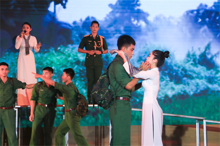 ​Sinh động Hội thi tuyên truyền viên trẻ LLVT Quân khu 7
