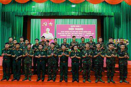 Đội tuyển “Quân khu số 1” Quân khu 7 quyết tâm thi đấu đạt kết quả cao