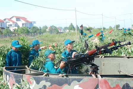 Xã Phú An, thị xã Bến Cát, tỉnh Bình Dương:
Xây dựng lực lượng dân quân “Vững mạnh, rộng khắp”